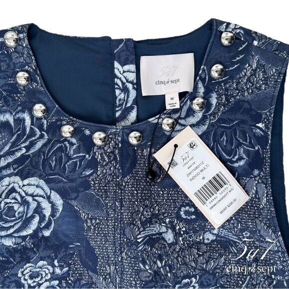 Cinq à Sept **NWT** Maia Studded Crop Top in Indigo Blue Floral - Picture 9 of 9